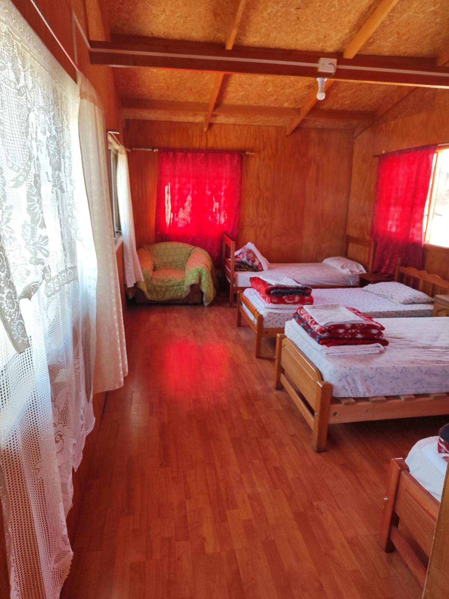 Alma Patagona Hostel 安东尼奥港 外观 照片