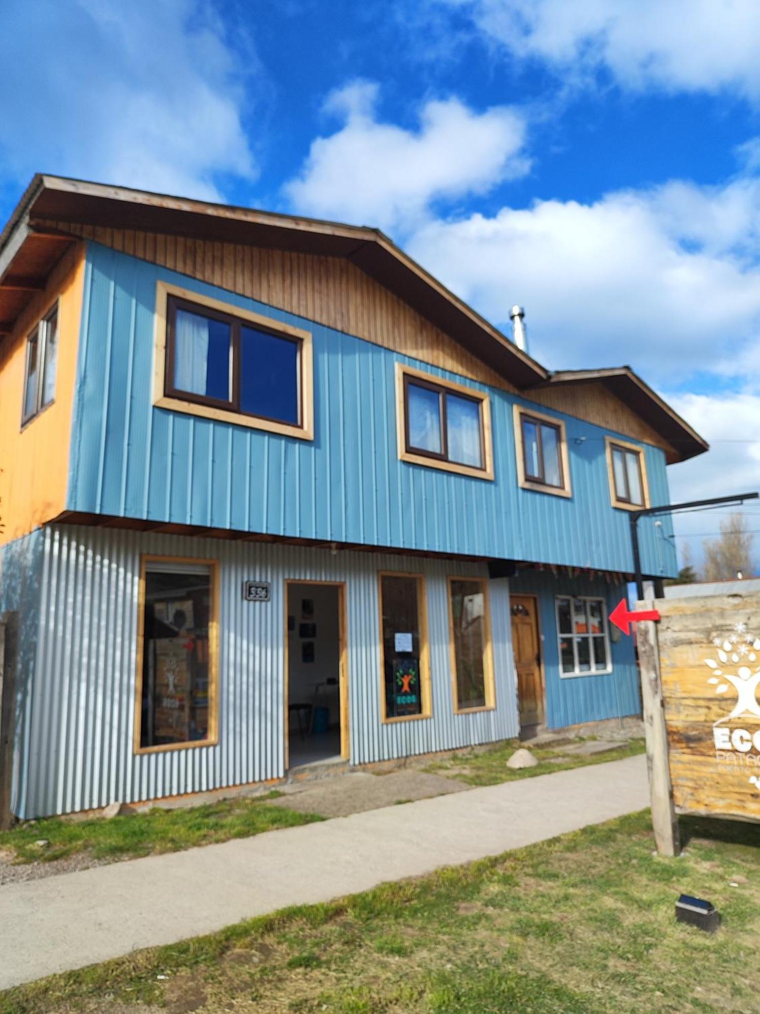Alma Patagona Hostel 安东尼奥港 外观 照片