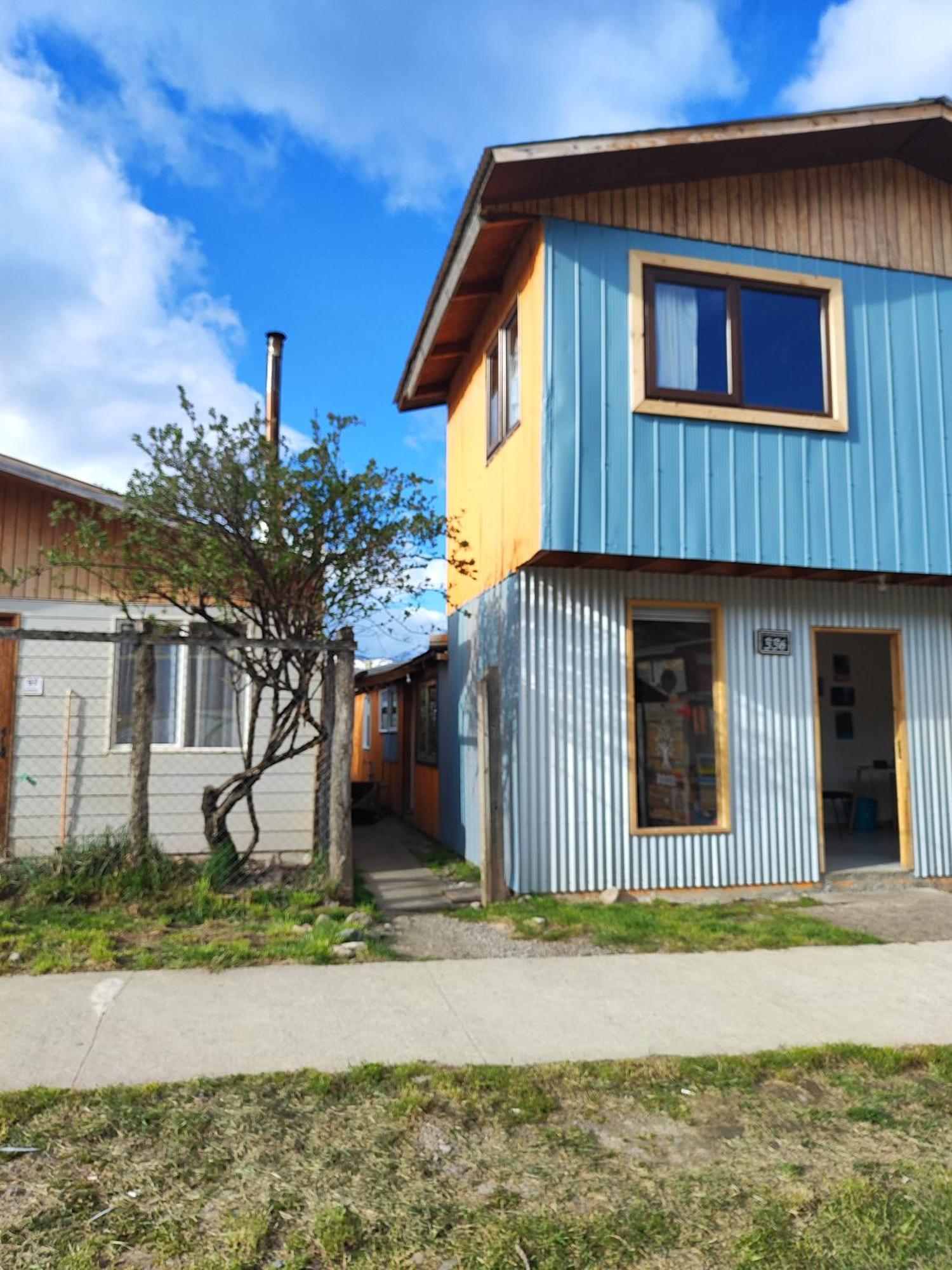 Alma Patagona Hostel 安东尼奥港 外观 照片